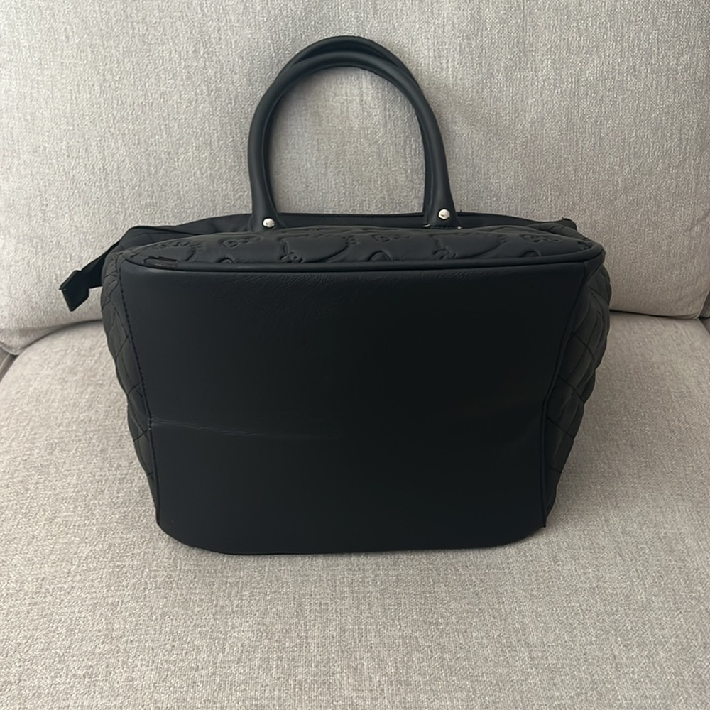 Loungefly x Hello Kitty Black Quilted Tote Bag - Picture 4 of 6